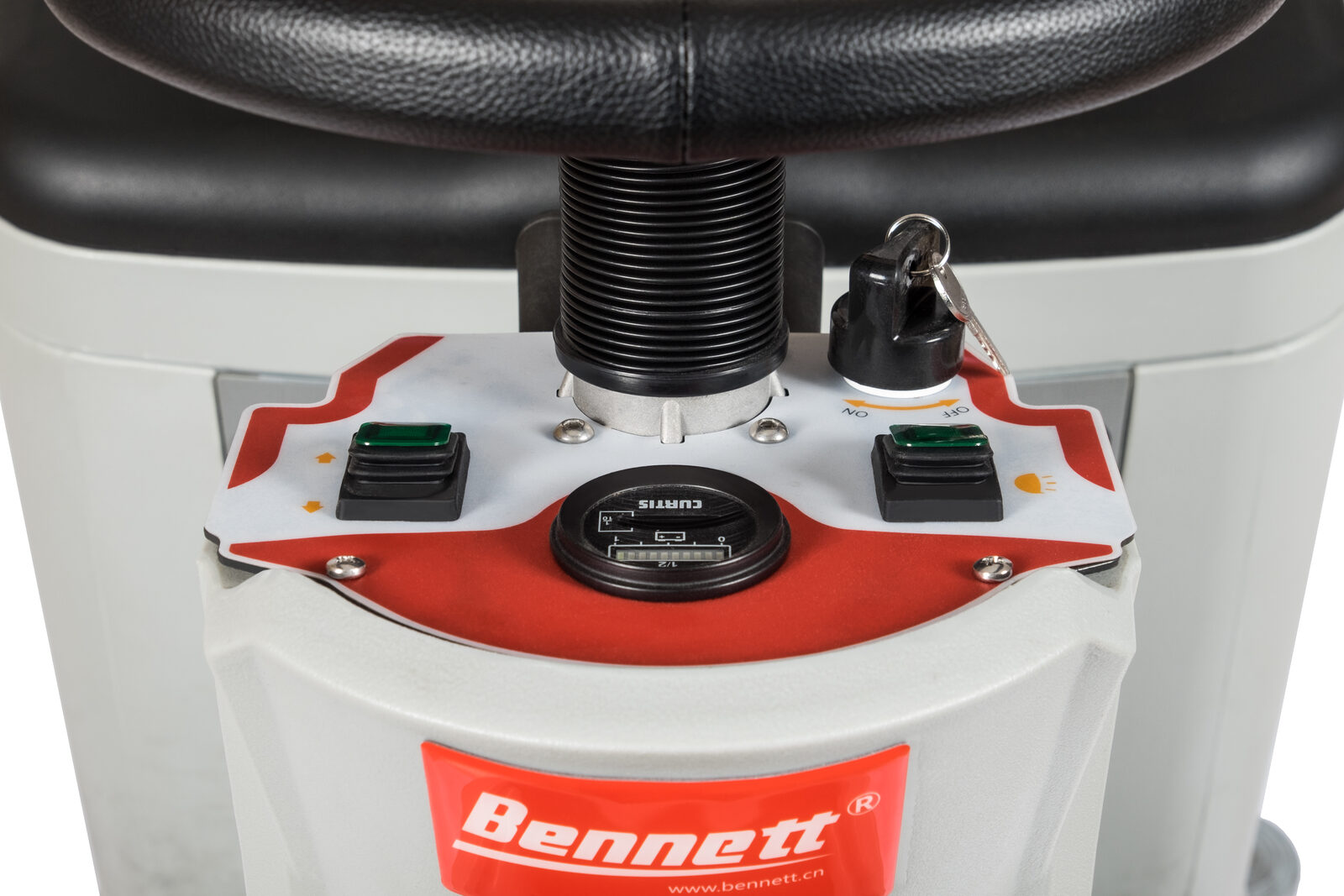 Bennett Ranger R660b — Поломоечная машина с местом для оператора фото 5